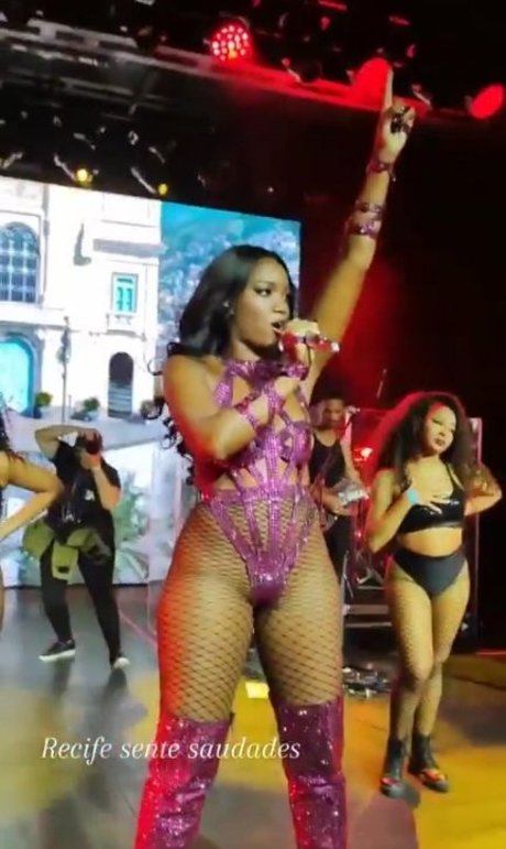 Iza Cantora