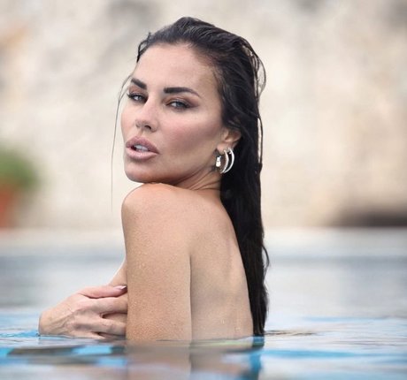 Foto di nudo di fuga di OnlyFans di Antonella Mosetti