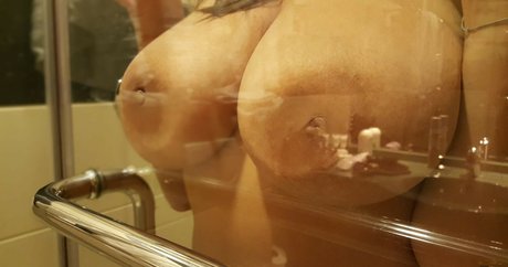 Foto di nudo di fuga di OnlyFans di Sensual Jane