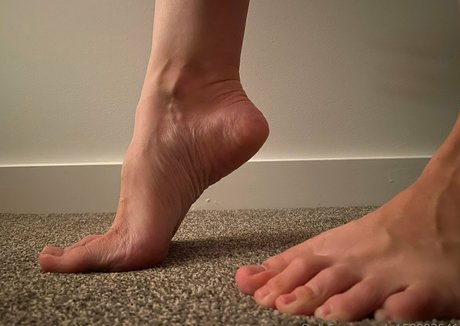 Barefootlibran