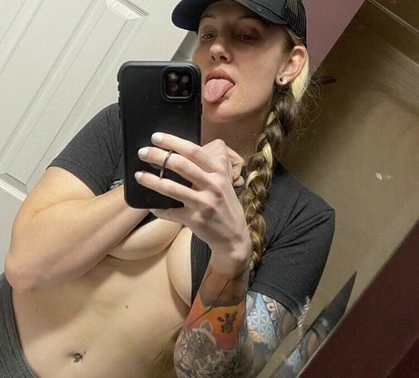 Sienna Day