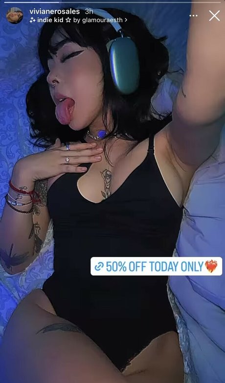Foto di nudo di fuga di OnlyFans di Vivianerosales