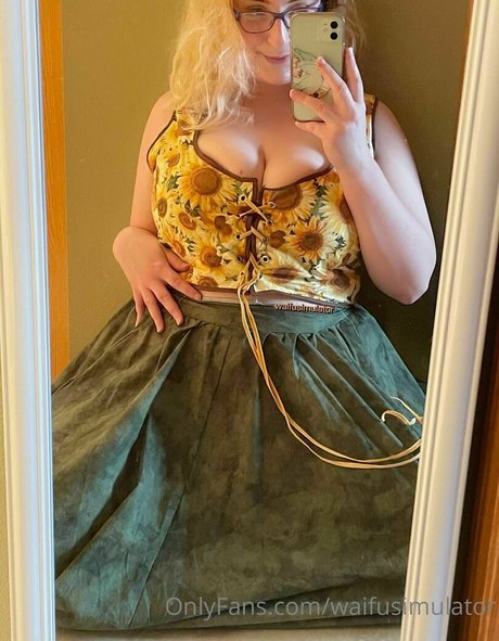 Foto di nudo di fuga di OnlyFans di Waifusimulator