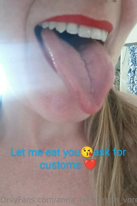 Annafeetcrushvore