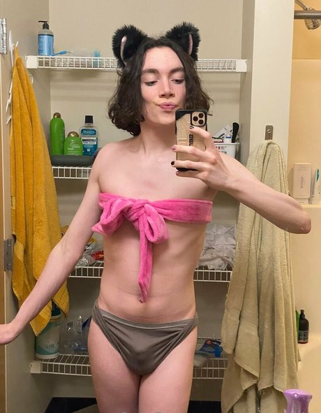 Foto di nudo di fuga di OnlyFans di Catsnvodka