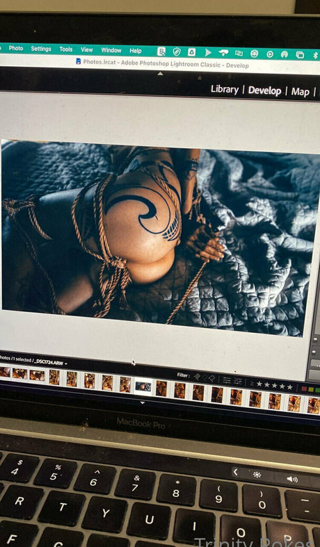 Foto di nudo di fuga di OnlyFans di Trinity Eclectic