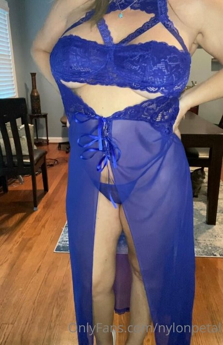Foto di nudo di fuga di OnlyFans di Nylonpetal