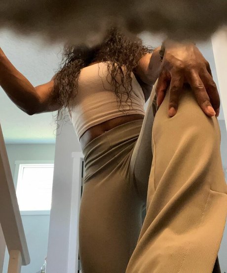 Foto di nudo di fuga di OnlyFans di Terra Olivia Vip