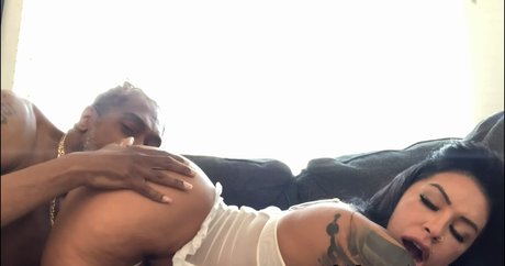 Foto di nudo di fuga di OnlyFans di Monica Santhiago