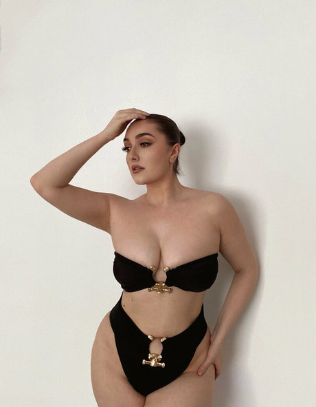 Foto di nudo di fuga di OnlyFans di Sammiewarren
