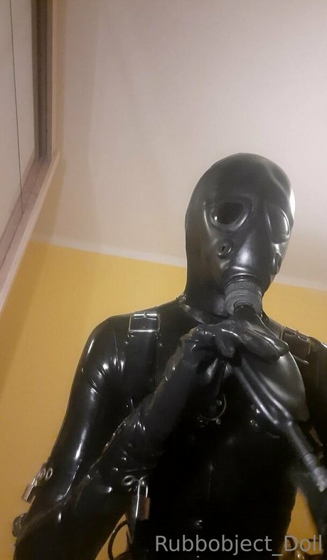 Rubbobjectdoll