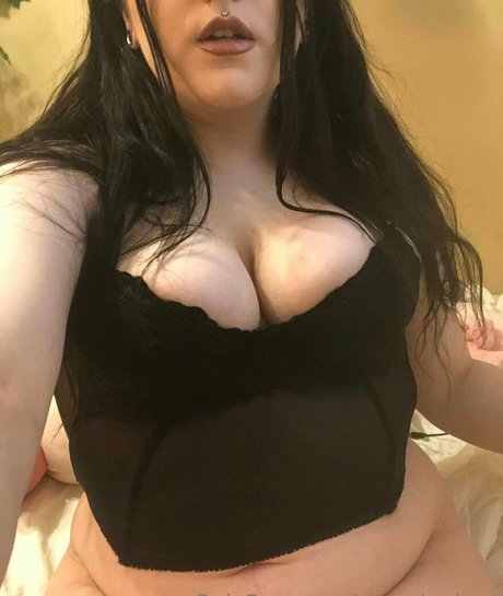 Foto di nudo di fuga di OnlyFans di Moaningbrat