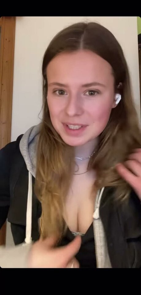 Foto di nudo di fuga di OnlyFans di Luisa Neubauer