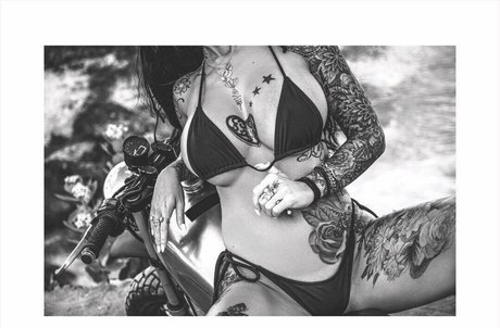 Foto di nudo di fuga di OnlyFans di Kimmyxxzzz