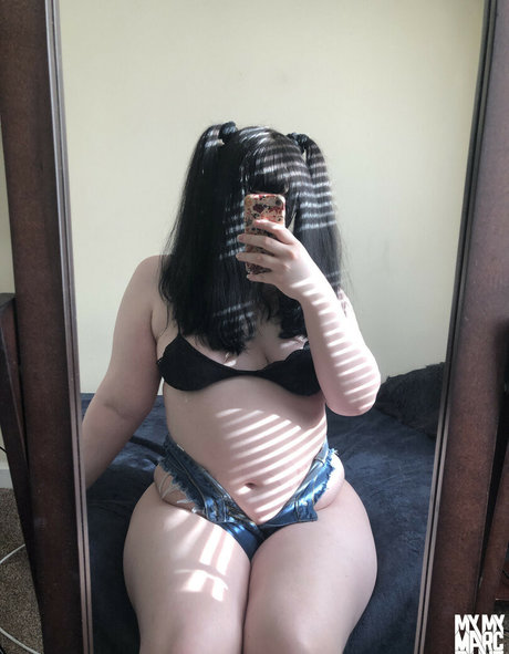 Foto di nudo di fuga di OnlyFans di Mymymarceline