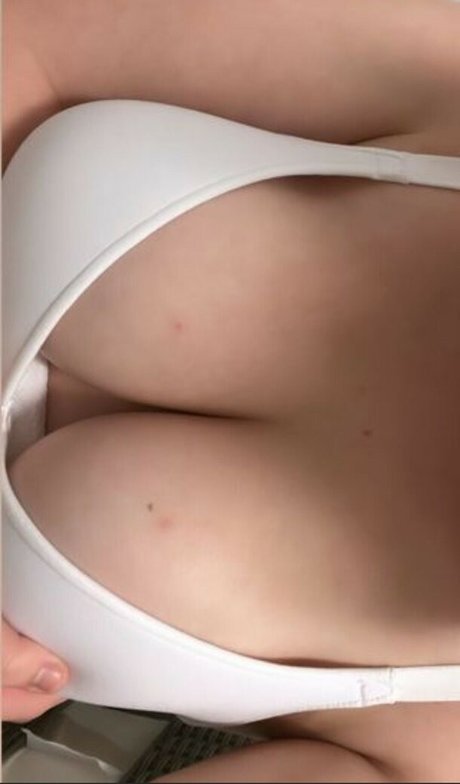 Foto di nudo di fuga di OnlyFans di Traphousemom