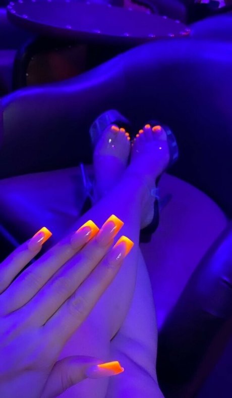 Foto di nudo di fuga di OnlyFans di Yourloverjuicy
