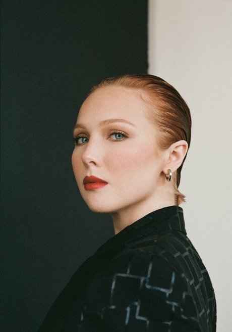 Foto di nudo di fuga di OnlyFans di Molly Quinn