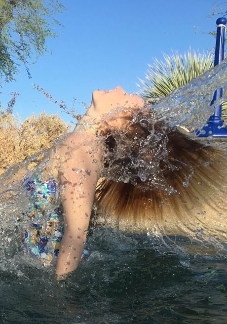 Foto di nudo di fuga di OnlyFans di Molly Quinn