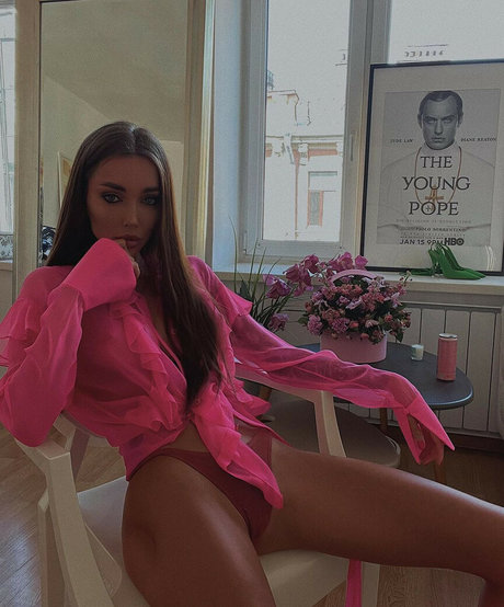 Foto di nudo di fuga di OnlyFans di Nessa Moore