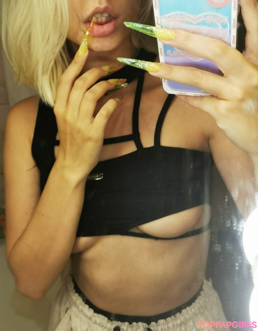 Foto di nudo di fuga di OnlyFans di Funsnail #1579