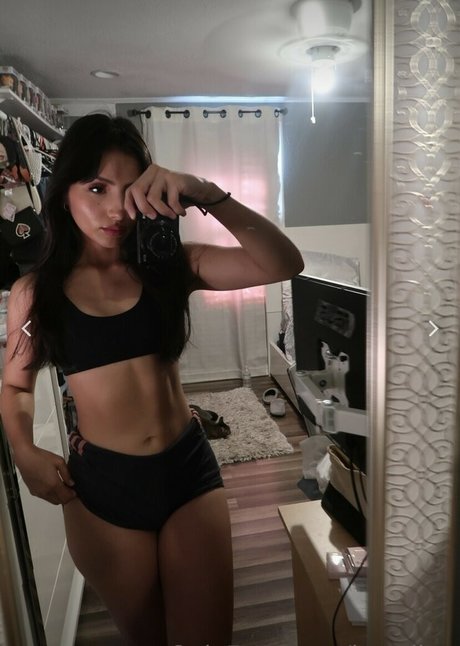 Foto di nudo di fuga di OnlyFans di Aylin Perez