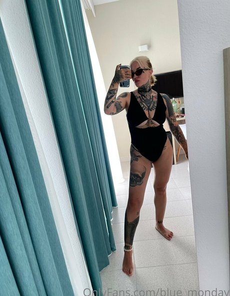 Foto di nudo di fuga di OnlyFans di Bluemonday