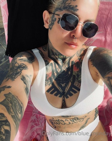 Foto di nudo di fuga di OnlyFans di Bluemonday