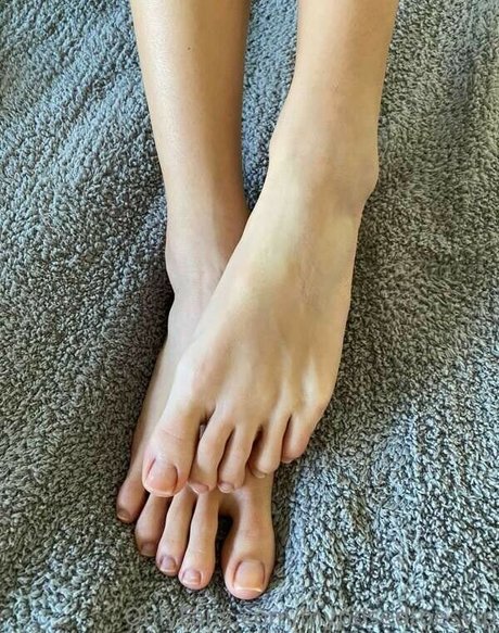 Foto di nudo di fuga di OnlyFans di Myposedtoes