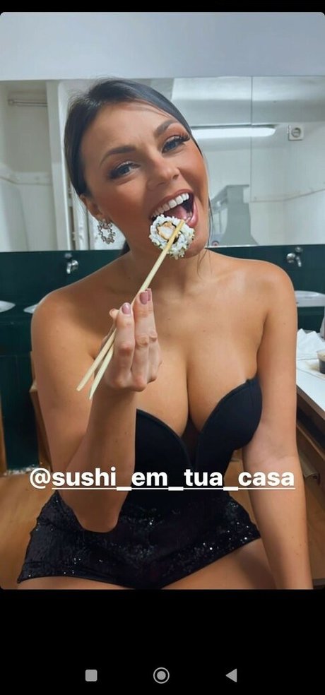 Foto di nudo di fuga di OnlyFans di Bruna Louise