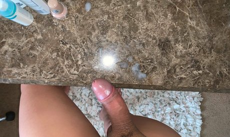 Foto di nudo di fuga di OnlyFans di Carolinebabiee