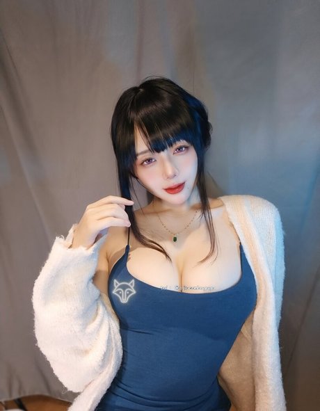 Foto di nudo di fuga di OnlyFans di Jiu Yan
