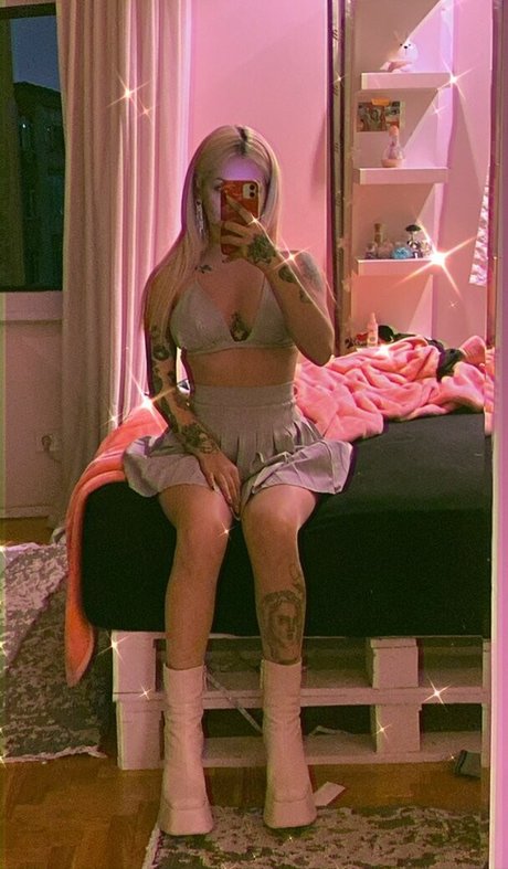 Foto di nudo di fuga di OnlyFans di Elif Filyos