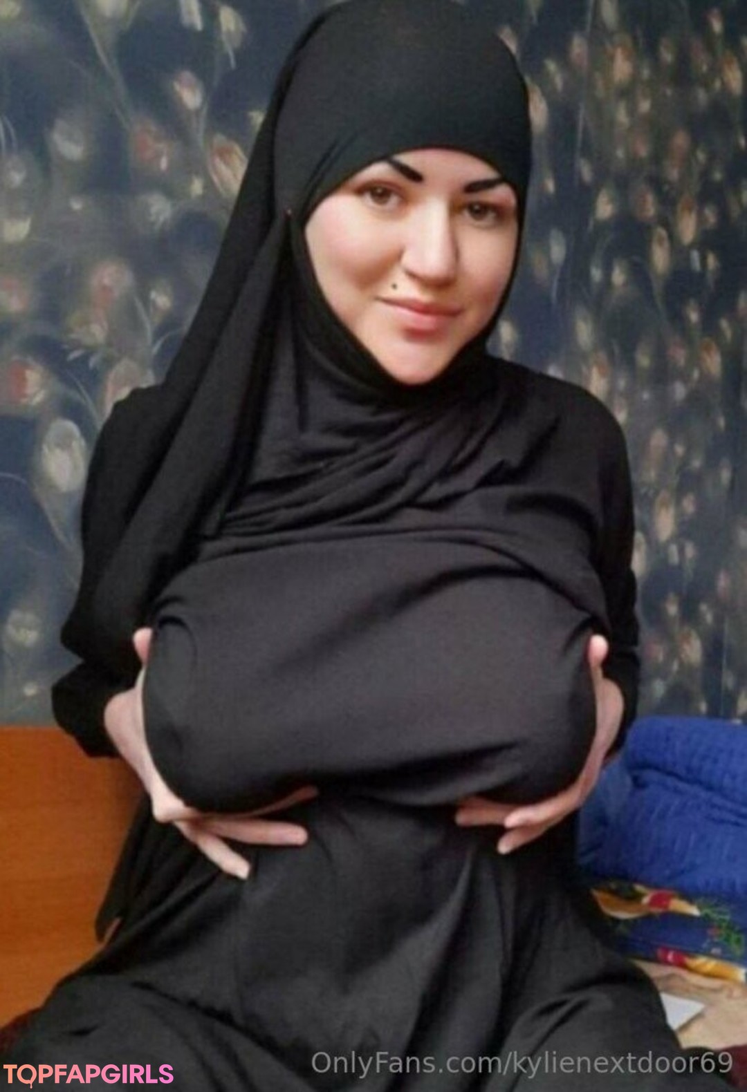 Foto di nudo di fuga di OnlyFans di Kylienextdoor69 #1053
