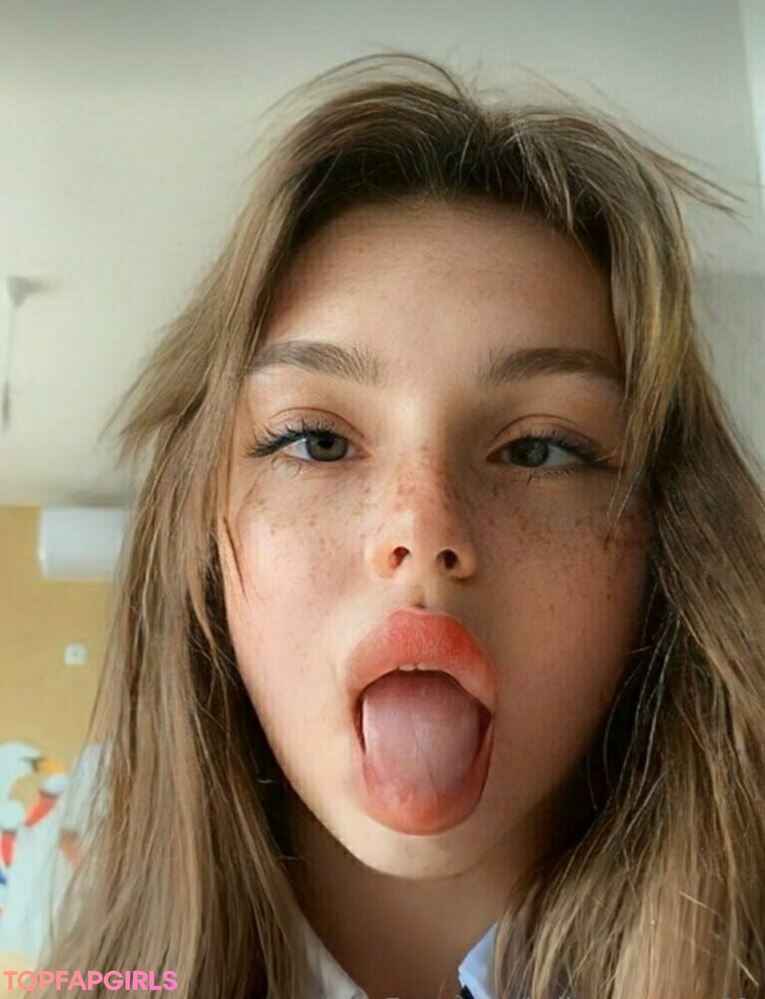 Foto di nudo di fuga di OnlyFans di Kylienextdoor69 #1105