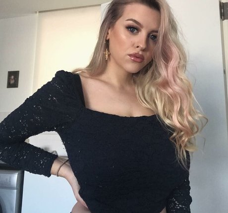 Foto di nudo di fuga di OnlyFans di Amber Rose Brightman