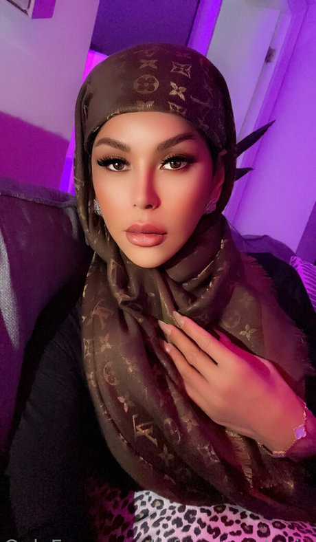 Tsfoxyanastasia