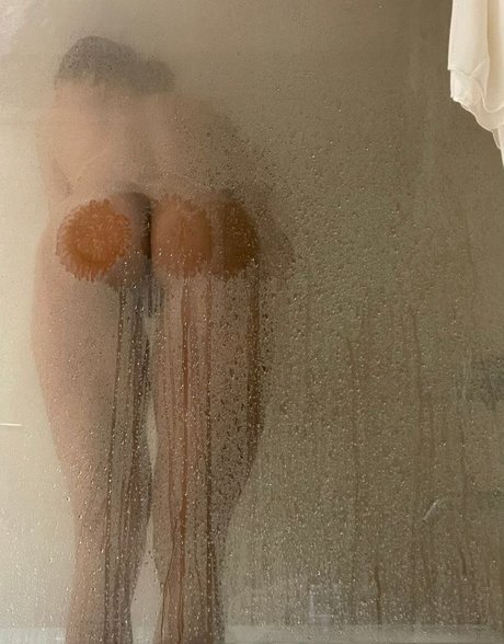 Foto di nudo di fuga di OnlyFans di Amanda Albuquerque