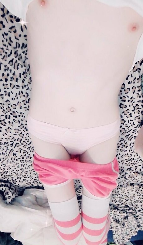 Foto di nudo di fuga di OnlyFans di Emster6969