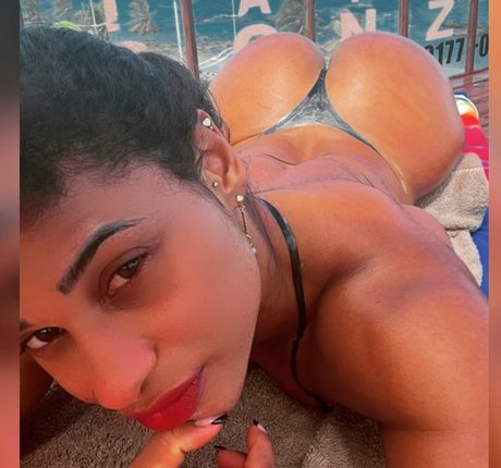 Foto di nudo di fuga di OnlyFans di Becaedf