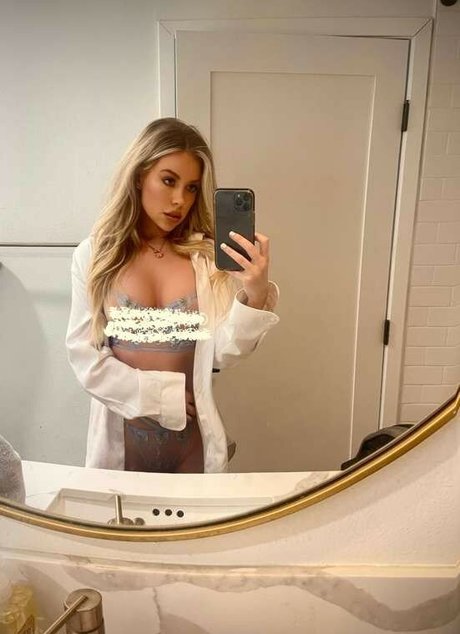 Foto di nudo di fuga di OnlyFans di Tiffany Stanley