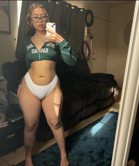 Foto di nudo di fuga di OnlyFans di Rissadime