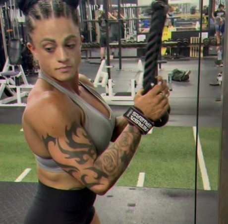Foto di nudo di fuga di OnlyFans di Breephysiqueifbbpro