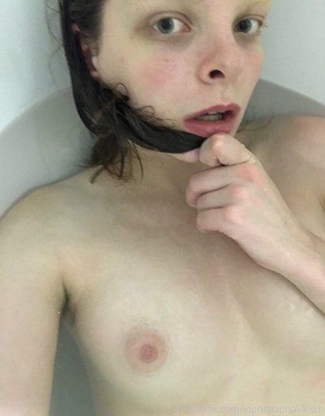 Foto di nudo di fuga di OnlyFans di Idontwannaklesch