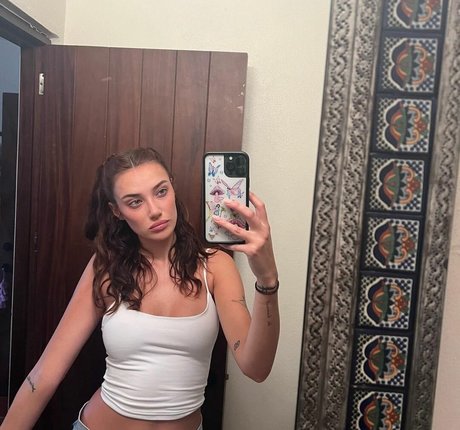 Foto di nudo di fuga di OnlyFans di Olivia Obrien