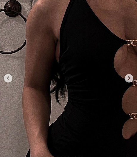 Foto di nudo di fuga di OnlyFans di Annette Vasquez