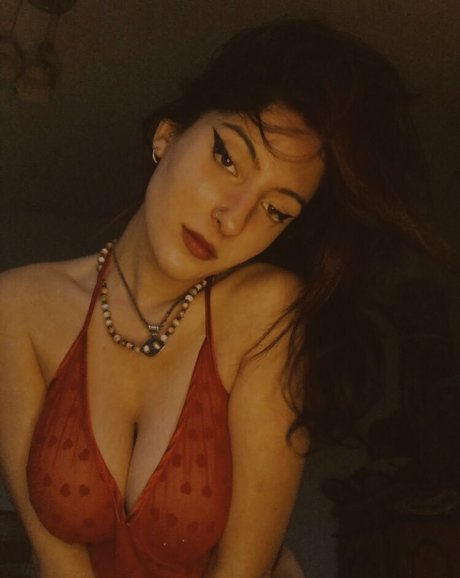 Foto di nudo di fuga di OnlyFans di Beyza Durusu