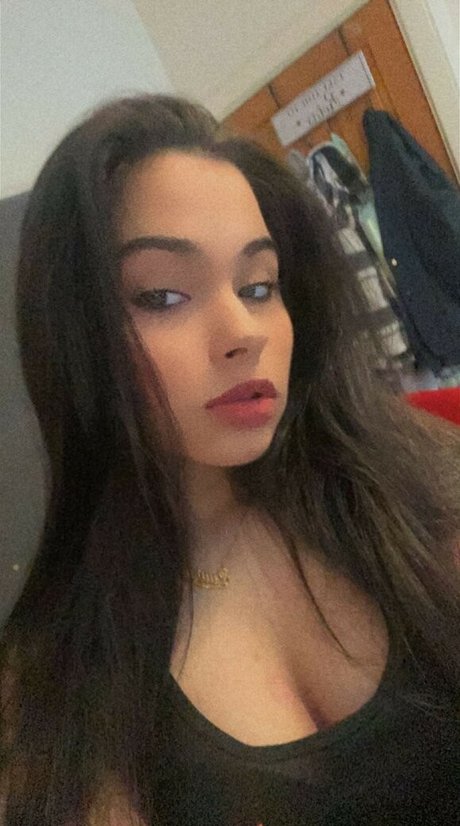 Foto di nudo di fuga di OnlyFans di Laura Grover
