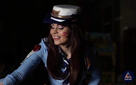 Anya Ichios