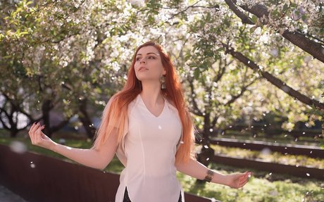 Anya Ichios